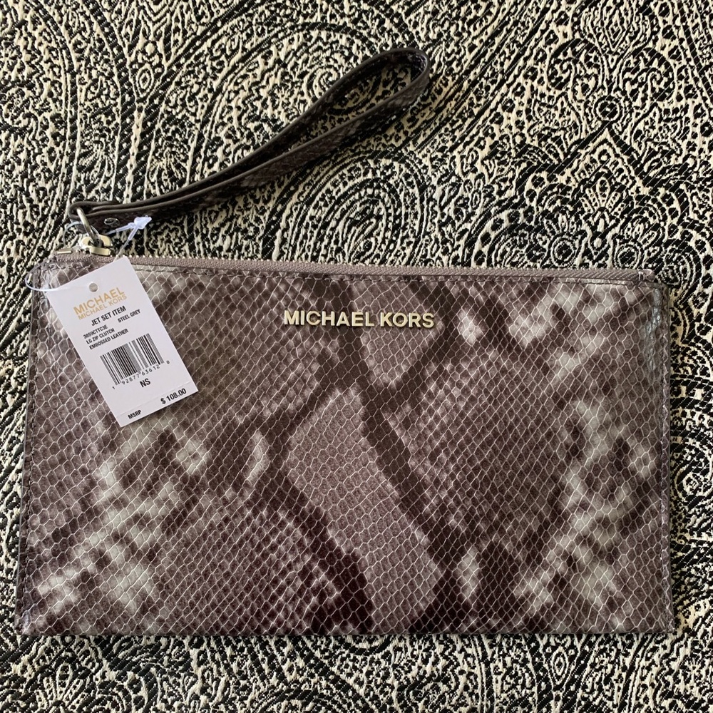 MK WRISTLET